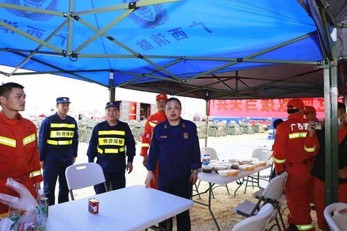 震后40小時(shí)生死賽跑，他們救援不停